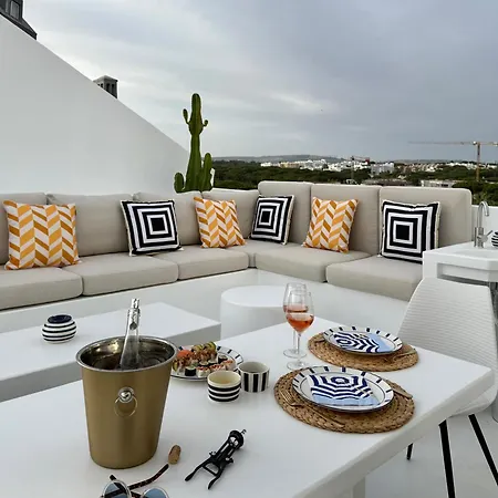 Marina Penthouse Vue Sur La Mer Et Marina, Terrasse, Piscine Διαμέρισμα *
